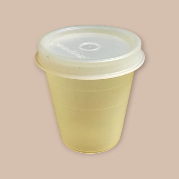 Vintage Tupperware Midget Containers with Lids - Picture 4 of 6